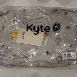 Kyte Baby NIB Hot Air Balloon Long Sleeve Pajama Set